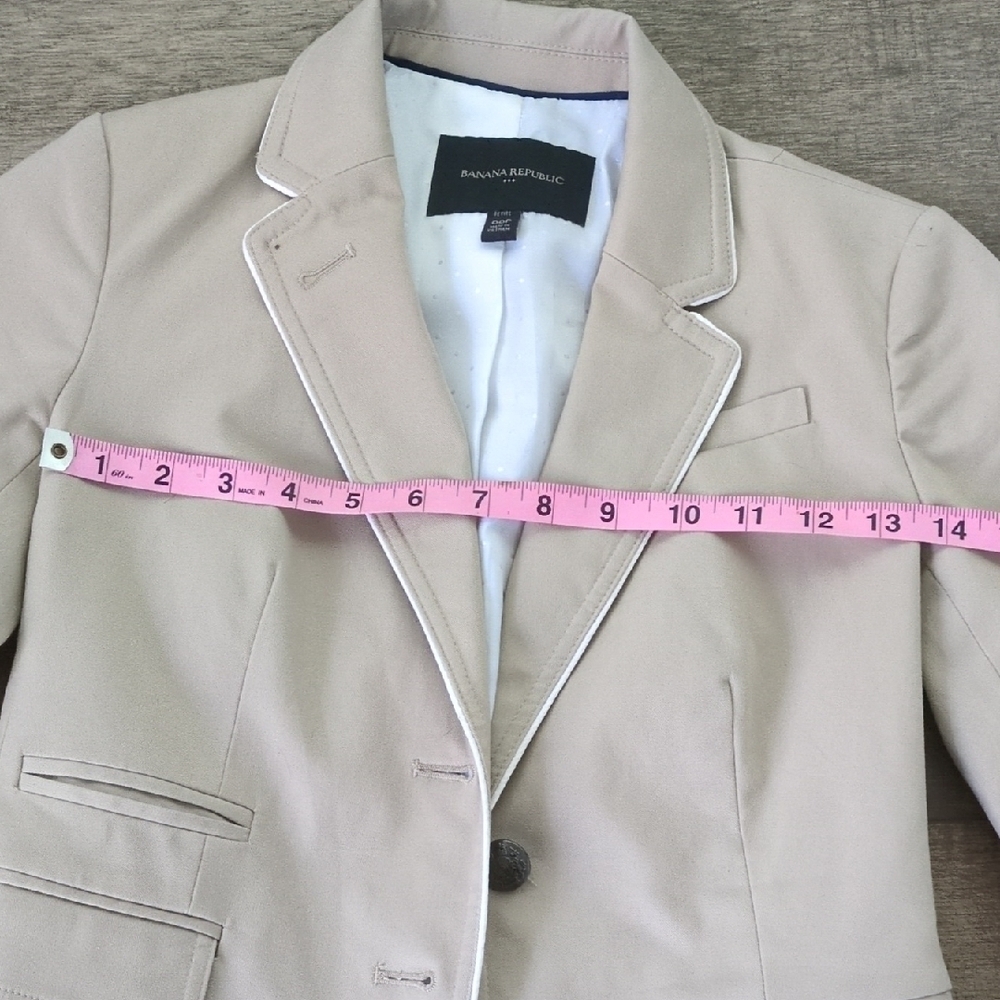 Banana Republic Tan Women's Blazer - Picture 9 of 10